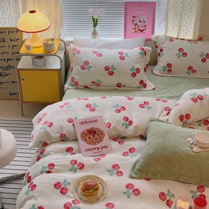 91家纺网 家纺一手货源 找家纺 顾里 2022新款ins少女保暖牛奶绒套件 场景二 油画樱桃