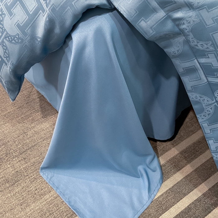 91家纺网 家纺一手货源 找家纺 遇见家居生活馆 2023新款水洗贡缎提花四件套 柏林-宾利蓝