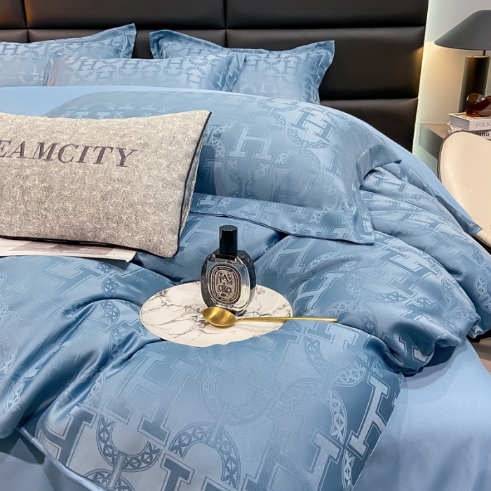 91家纺网 家纺一手货源 找家纺 遇见家居生活馆 2023新款水洗贡缎提花四件套 柏林-宾利蓝