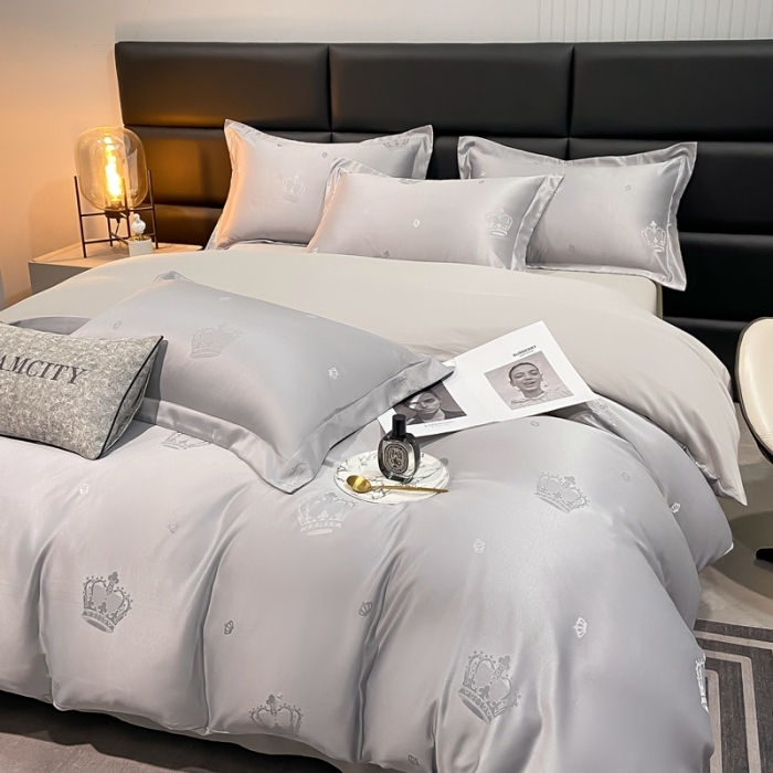 91家纺网 家纺一手货源 找家纺 遇见家居生活馆 2023新款水洗贡缎提花四件套 柏林-浅灰