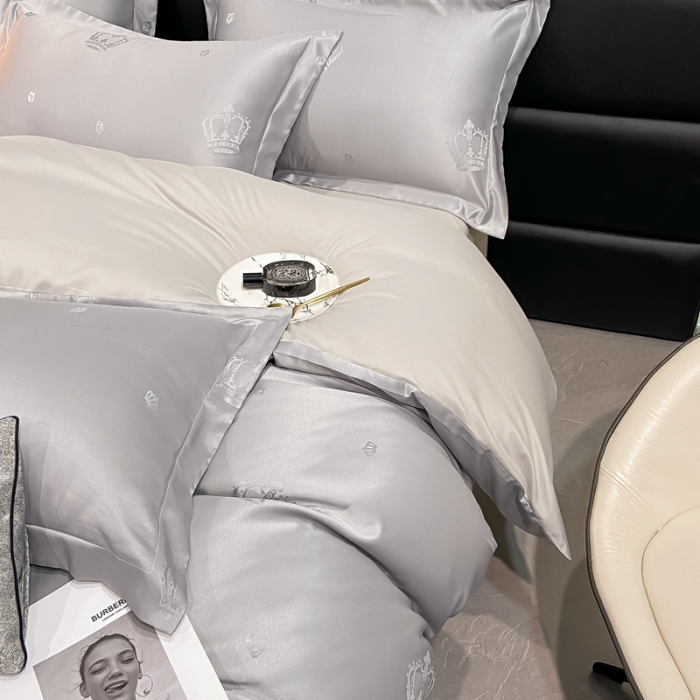 91家纺网 家纺一手货源 找家纺 遇见家居生活馆 2023新款水洗贡缎提花四件套 柏林-浅灰