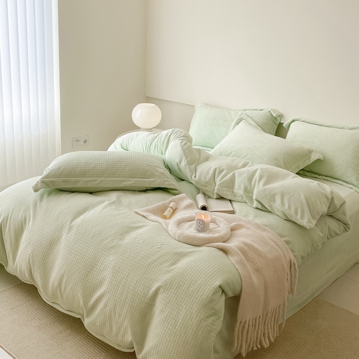 91家纺网 家纺一手货源 找家纺 潘朵拉 2022新款编织刺绣牛奶绒四件套 编织绿