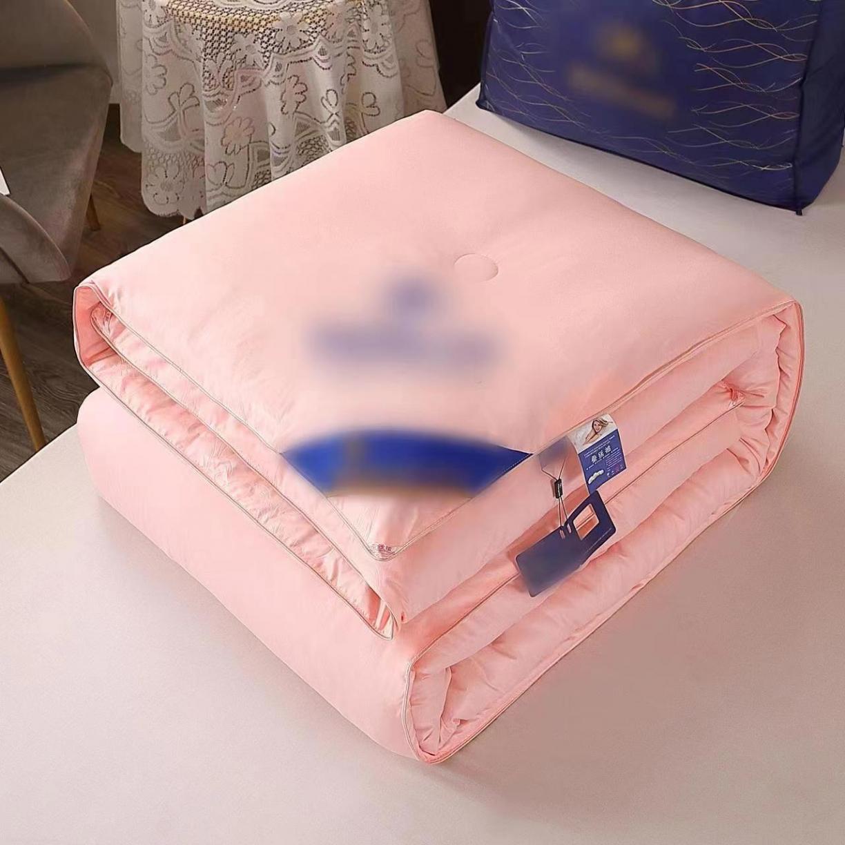 91家纺网 家纺一手货源 找家纺 （总）锦绣家纺  2023新款希尔顿花园酒店蚕丝被春秋被夏被加厚冬被