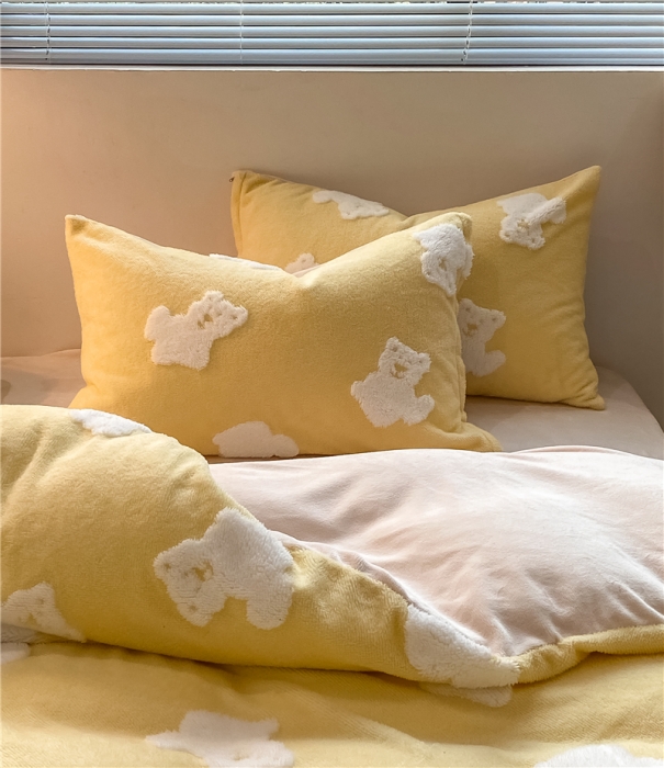 91家纺网 家纺一手货源 找家纺 棉眠 2022新款牛奶绒四件套冬日熊熊系列 冬日熊-黄