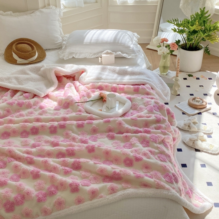 91家纺网 家纺一手货源 找家纺 总圆岛家纺 2022定制款高克重羊毛吹风提花暖绒文艺毯风格一