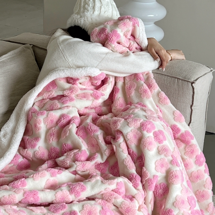 91家纺网 家纺一手货源 找家纺 圆岛 2022新款ins风混搭牛奶绒枕套单品 风格二 粉樱