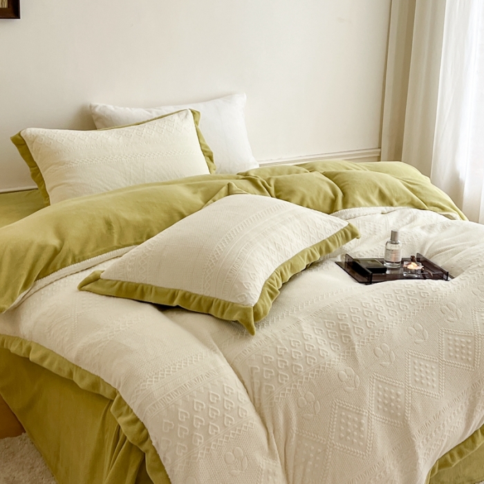 91家纺网 家纺一手货源 找家纺 总 圆岛 2022新款四色入3D雕花牛奶绒保暖四件套 风格一