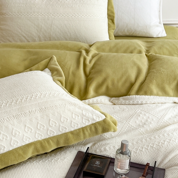 91家纺网 家纺一手货源 找家纺 圆岛 2022新款四色入3D雕花牛奶绒保暖四件套 风格一 复古绿