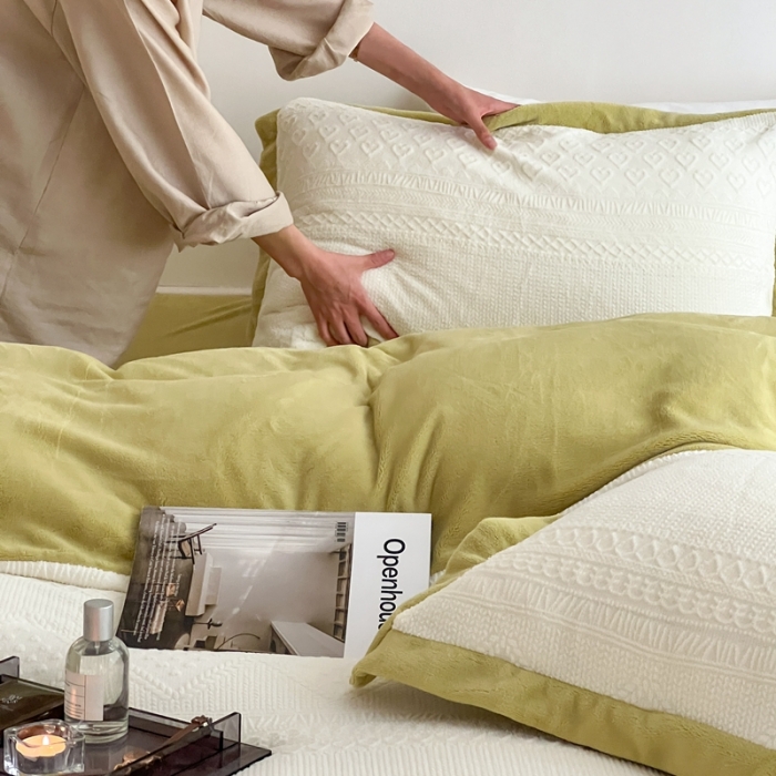 91家纺网 家纺一手货源 找家纺 圆岛 2022新款四色入3D雕花牛奶绒保暖四件套 风格一 复古绿