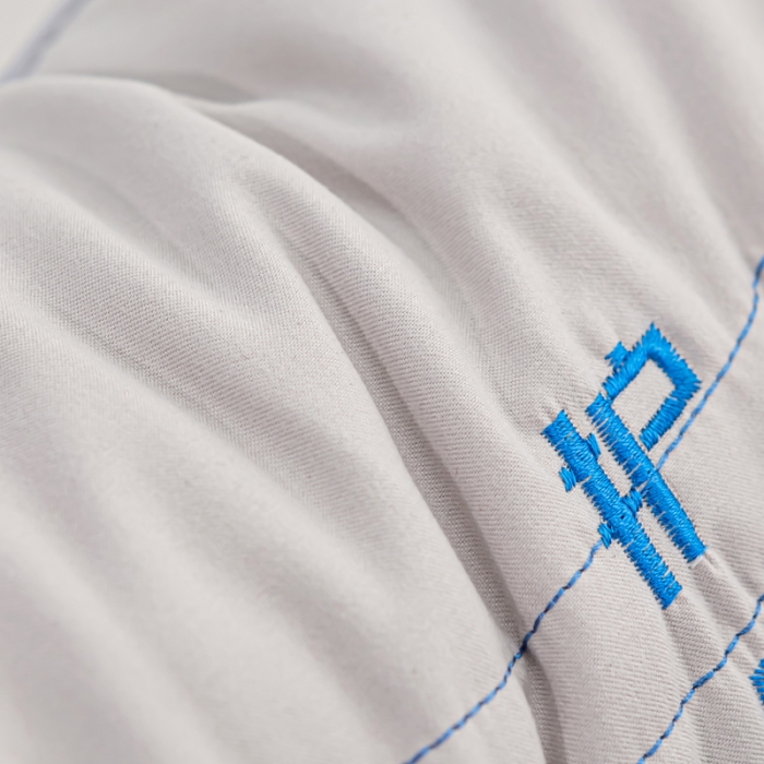 91家纺网 家纺一手货源 找家纺 总荣运枕业 2022新款科技布三重防护枕头护易净枕芯保健枕头