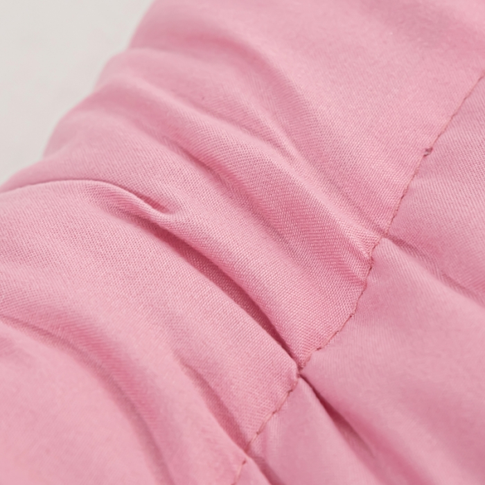 91家纺网 家纺一手货源 找家纺 荣运枕业 2022新款保健枕头颈椎枕芯低枕5cm 粉色