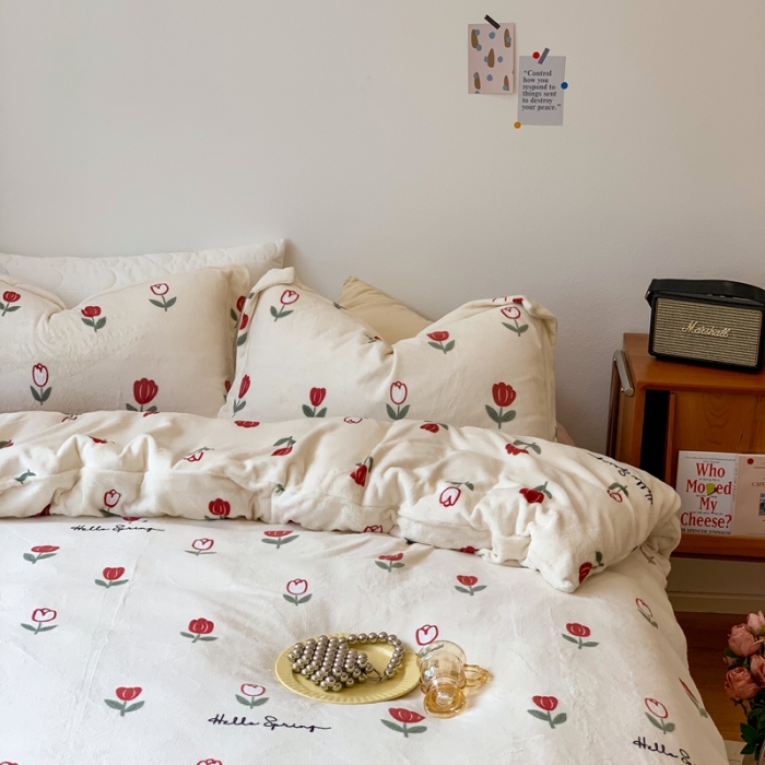 91家纺网 家纺一手货源 找家纺 时年 2022新款全消光牛奶绒印花四件套 露露