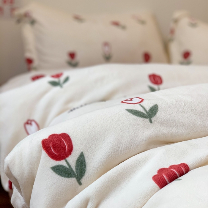 91家纺网 家纺一手货源 找家纺 时年 2022新款全消光牛奶绒印花四件套 露露