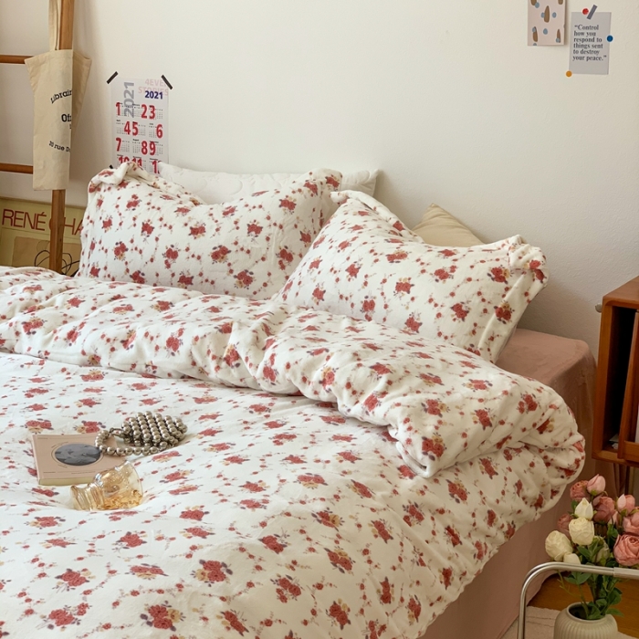 91家纺网 家纺一手货源 找家纺 时年 2022新款全消光牛奶绒印花四件套 漫漫花园