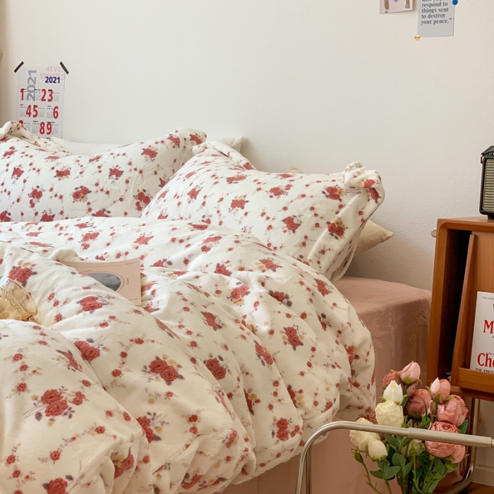 91家纺网 家纺一手货源 找家纺 时年 2022新款全消光牛奶绒印花四件套 漫漫花园