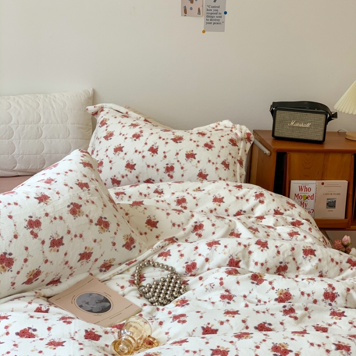 91家纺网 家纺一手货源 找家纺 时年 2022新款全消光牛奶绒印花四件套 漫漫花园