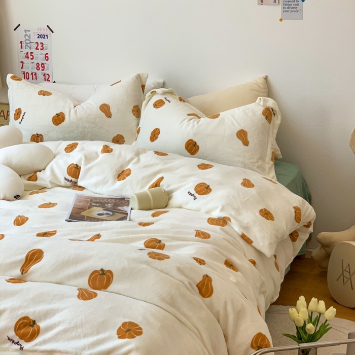 91家纺网 家纺一手货源 找家纺 时年 2022新款全消光牛奶绒印花四件套 小南瓜