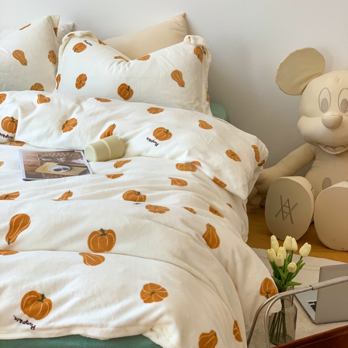 91家纺网 家纺一手货源 找家纺 时年 2022新款全消光牛奶绒印花四件套 小南瓜