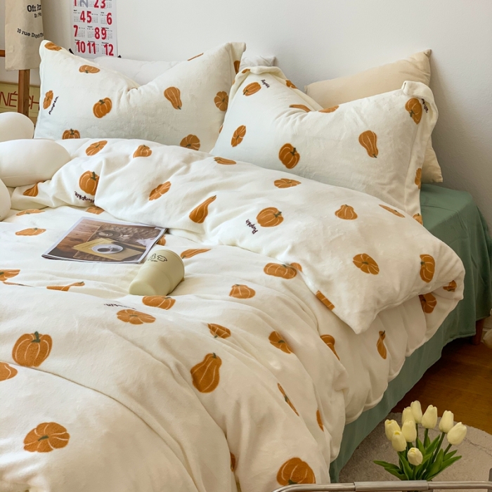 91家纺网 家纺一手货源 找家纺 时年 2022新款全消光牛奶绒印花四件套 小南瓜