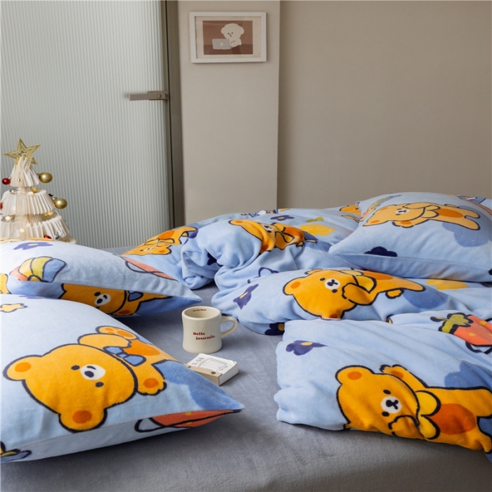 91家纺网 家纺一手货源 找家纺 棉眠 2022新款卡通牛奶绒四件套 班尼熊-蓝