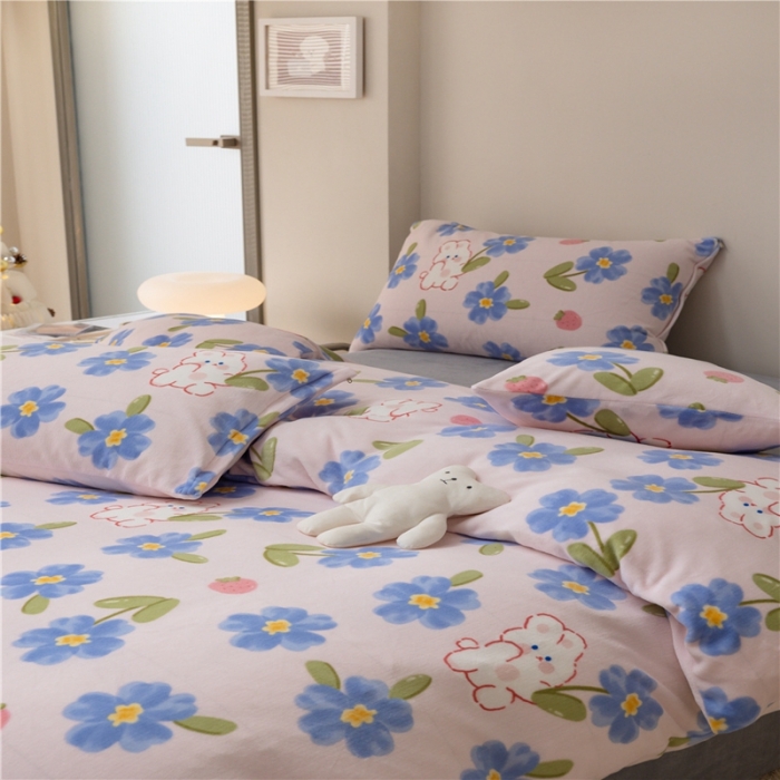 91家纺网 家纺一手货源 找家纺 棉眠 2022新款卡通牛奶绒四件套 洛可可-粉