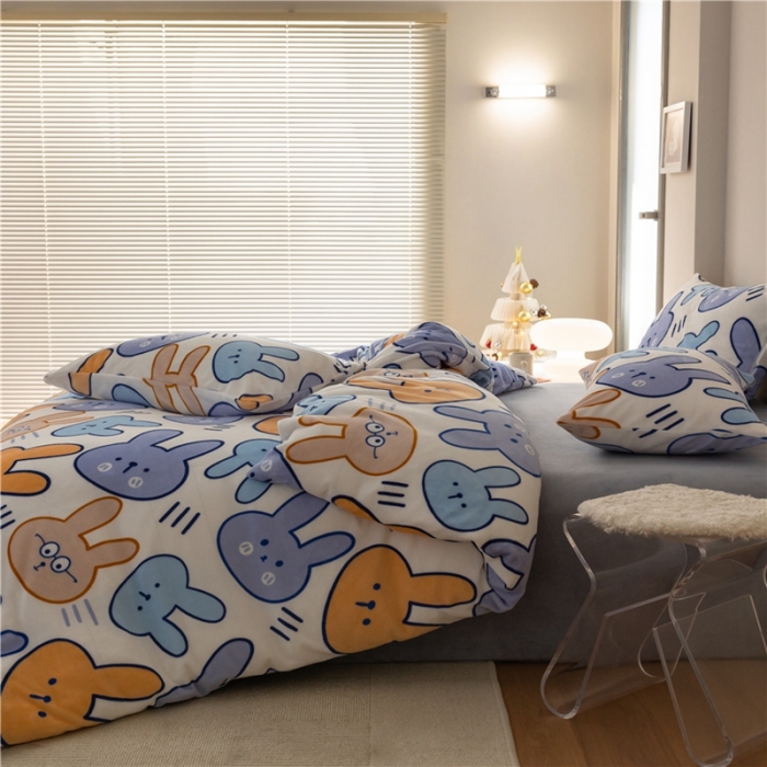 91家纺网 家纺一手货源 找家纺 棉眠 2022新款卡通牛奶绒四件套 兔奇-白