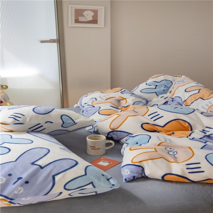 91家纺网 家纺一手货源 找家纺 棉眠 2022新款卡通牛奶绒四件套 兔奇-白