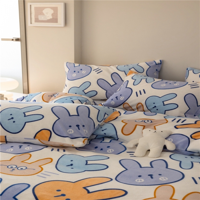 91家纺网 家纺一手货源 找家纺 棉眠 2022新款卡通牛奶绒四件套 兔奇-白