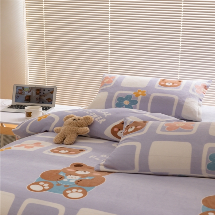 91家纺网 家纺一手货源 找家纺 棉眠 2022新款卡通牛奶绒四件套 熊朵儿-紫