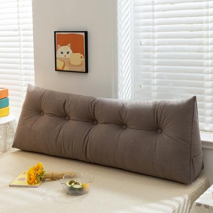 91家纺网 家纺一手货源 找家纺 一兰家纺新款锦芙绒三角靠垫榻榻米床头靠垫-思芙系列 思芙-绅士灰