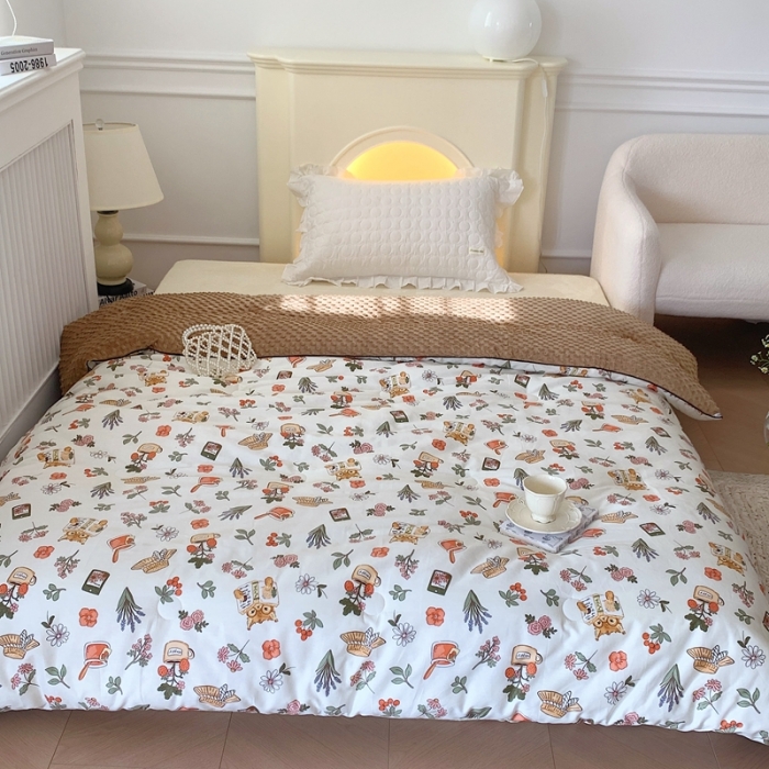 91家纺网 家纺一手货源 找家纺 星期八 2022新款复古碎花豆豆被冬被春秋被 花园狐狸