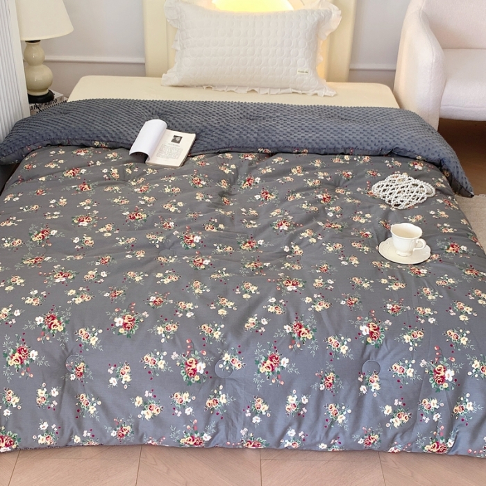 91家纺网 家纺一手货源 找家纺 星期八 2022新款复古碎花豆豆被冬被春秋被 秋语