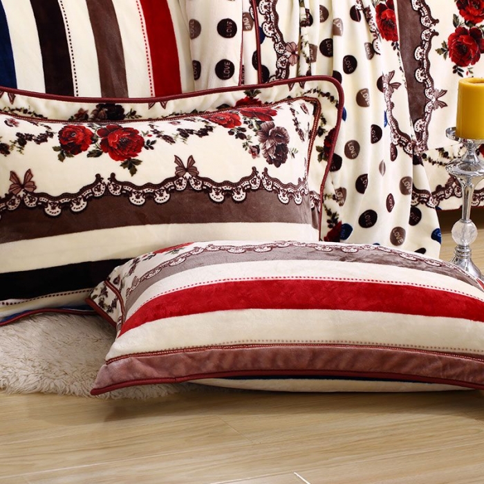 91家纺网 家纺一手货源 找家纺 丰淘2022新款金貂绒枕套 休闲时光