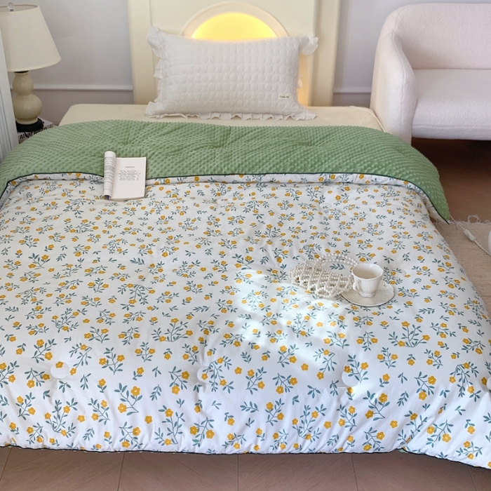 91家纺网 家纺一手货源 找家纺 星期八 2022新款复古碎花豆豆被冬被春秋被 惜可