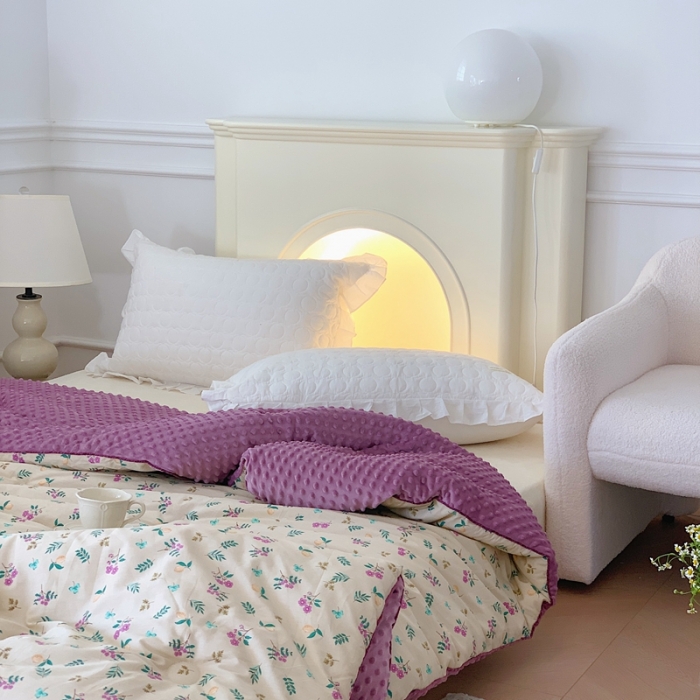 91家纺网 家纺一手货源 找家纺 星期八 2022新款复古碎花豆豆被冬被春秋被 香丽尔