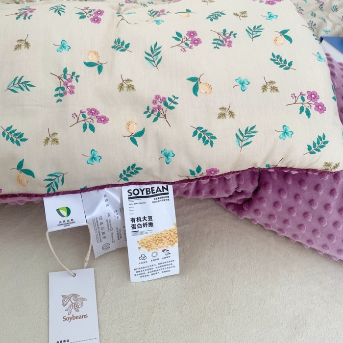 91家纺网 家纺一手货源 找家纺 星期八 2022新款复古碎花豆豆被冬被春秋被 香丽尔