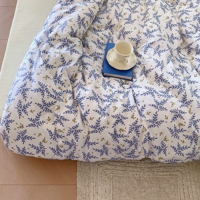 91家纺网 家纺一手货源 找家纺 星期八 2022新款复古碎花豆豆被冬被春秋被 芝兰