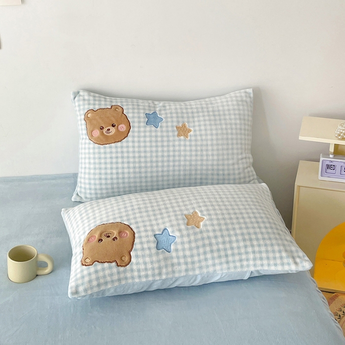 91家纺网 家纺一手货源 找家纺 (总)亲亲公主新款牛奶绒卡通绣花四件套-可爱兔实拍图蓝色小熊