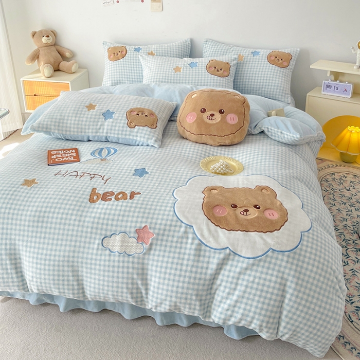 91家纺网 家纺一手货源 找家纺 (总)亲亲公主新款牛奶绒卡通绣花四件套-可爱兔实拍图蓝色小熊