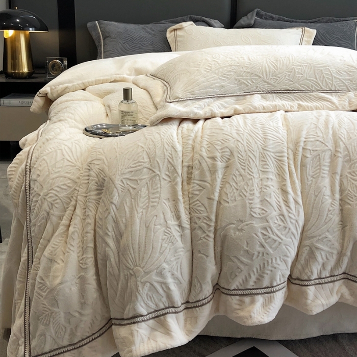 91家纺网 家纺一手货源 找家纺 沐白家纺 2022牛奶绒四件套-南茜 南茜-慕丝白