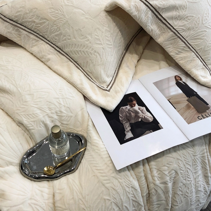 91家纺网 家纺一手货源 找家纺 沐白家纺 2022牛奶绒四件套-南茜 南茜-慕丝白