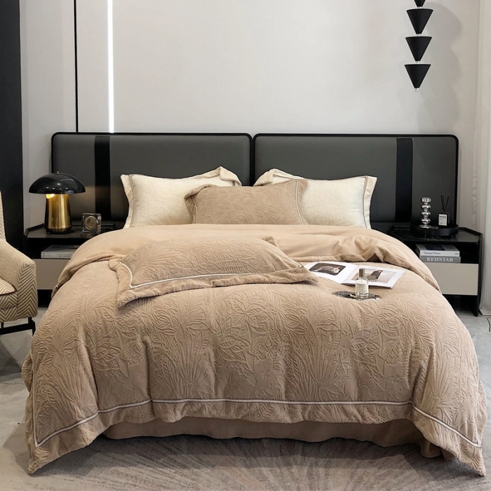 91家纺网 家纺一手货源 找家纺 沐白家纺 2022牛奶绒四件套-南茜 南茜-奶咖