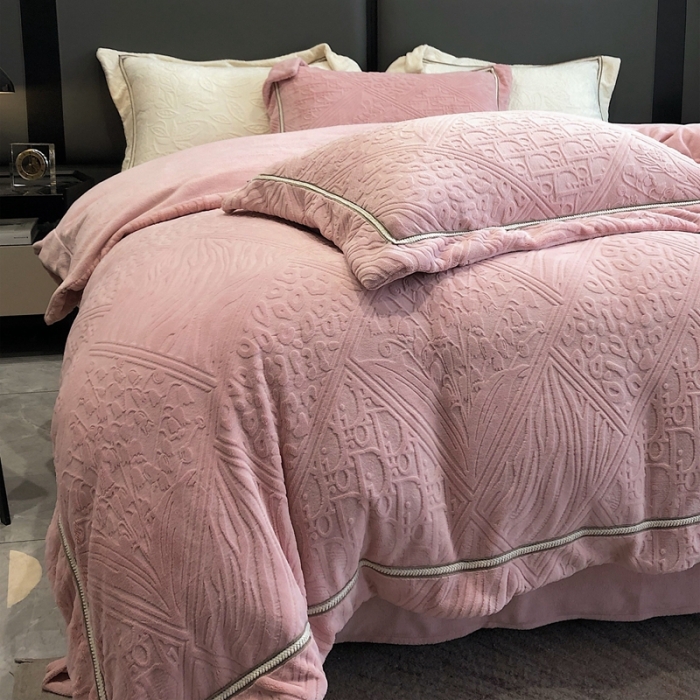 91家纺网 家纺一手货源 找家纺 沐白家纺 2022牛奶绒四件套-香榭丽 香榭丽-豆沙粉