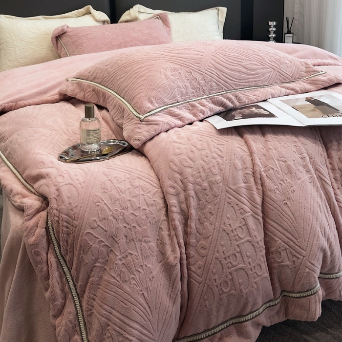 91家纺网 家纺一手货源 找家纺 沐白家纺 2022牛奶绒四件套-香榭丽 香榭丽-豆沙粉