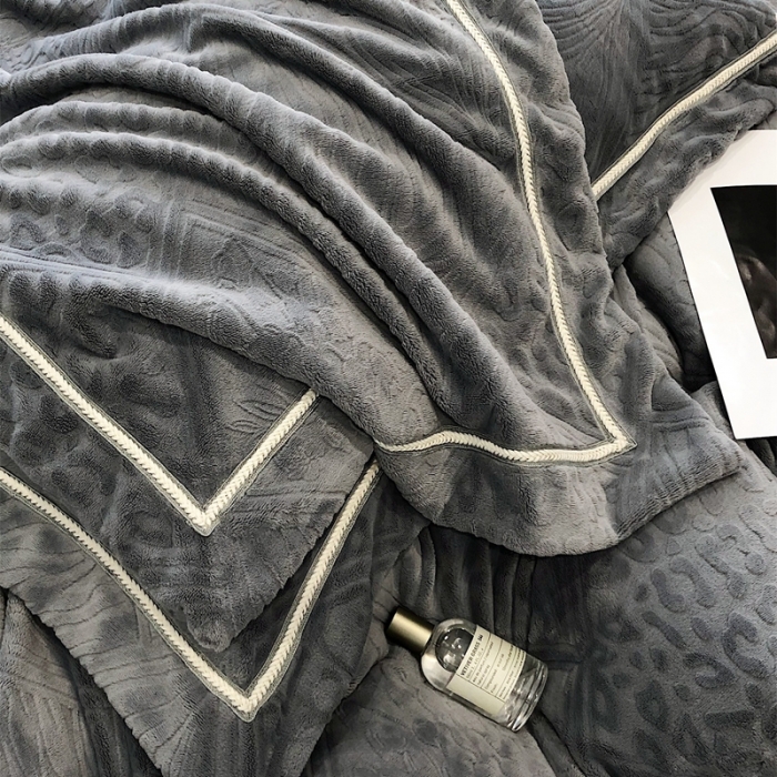 91家纺网 家纺一手货源 找家纺 沐白家纺 2022牛奶绒四件套-香榭丽 香榭丽-绅士灰