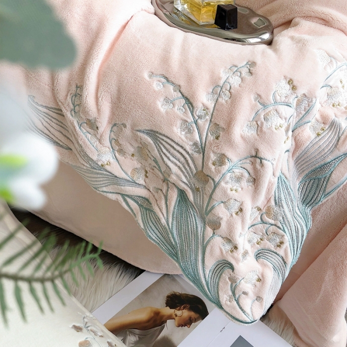 91家纺网 家纺一手货源 找家纺 沐白家纺 2022牛奶绒四件套-玉铃兰 玉铃兰-粉