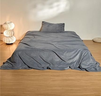 91家纺网 家纺一手货源 找家纺 新款纯色牛奶绒床单 蓝墨灰