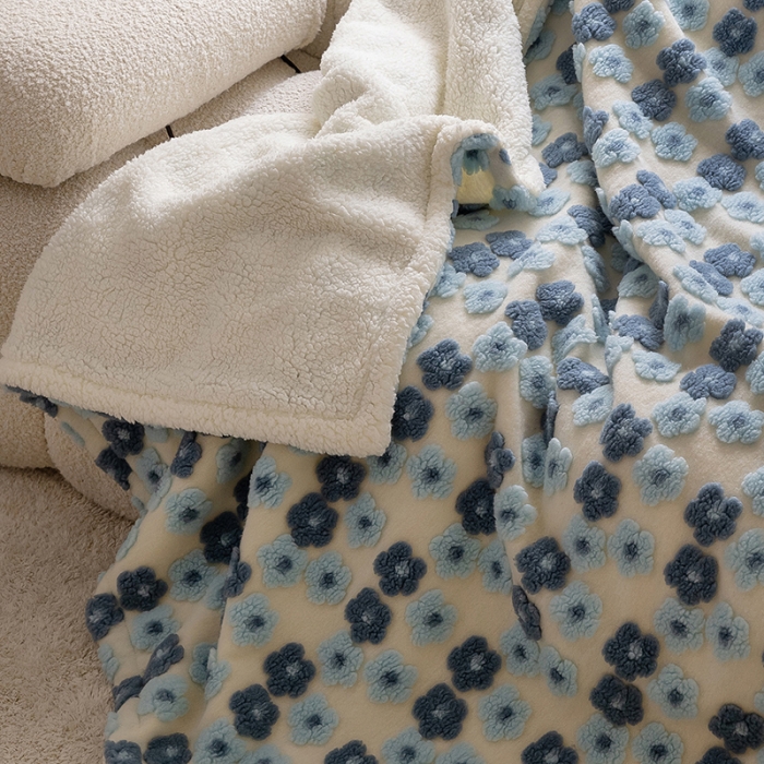 91家纺网 家纺一手货源 找家纺 （总）萝莉 2023新款立体羊毛绒毯