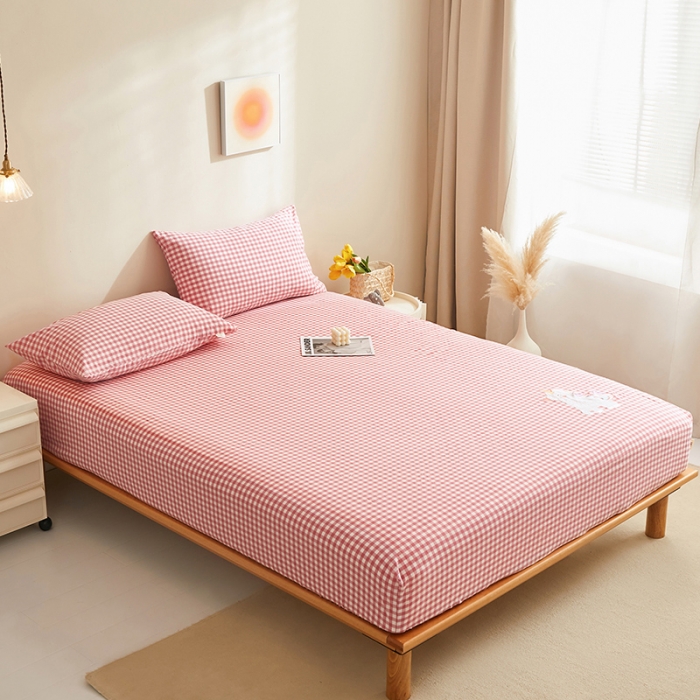 91家纺网 家纺一手货源 找家纺 荷马之梦 2022新款全棉色织水洗棉绣花床笠-童梦系列格小马