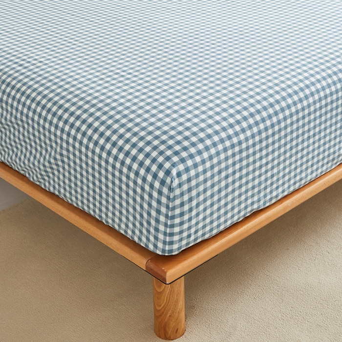 91家纺网 家纺一手货源 找家纺 荷马之梦 2022新款全棉色织水洗棉绣花床笠-童梦系列格小熊